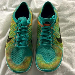 Used Nike Free 4.0 Flyknit Womens shoes. Size 11